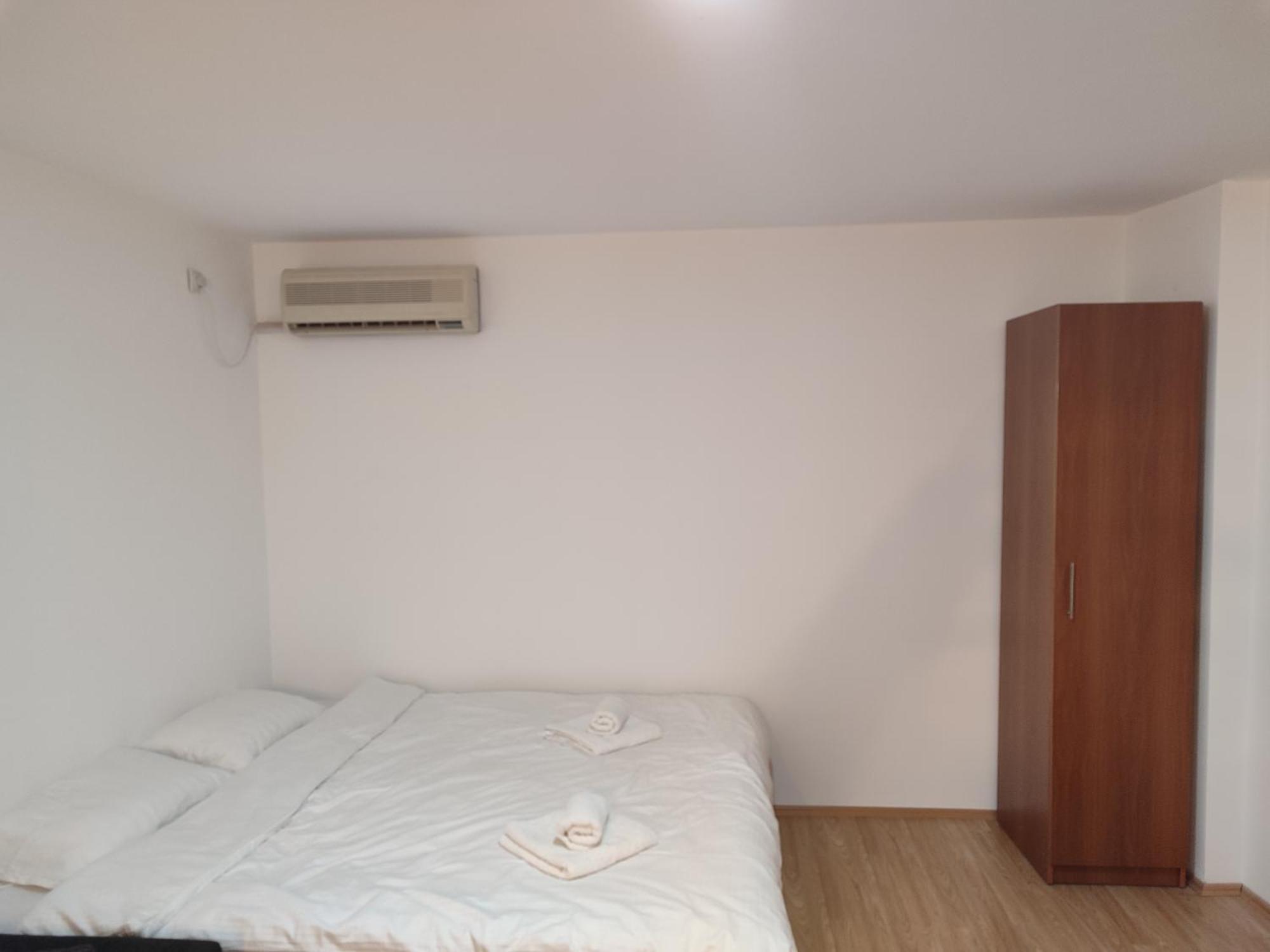 Apartmani Hub Ниш Екстер'єр фото