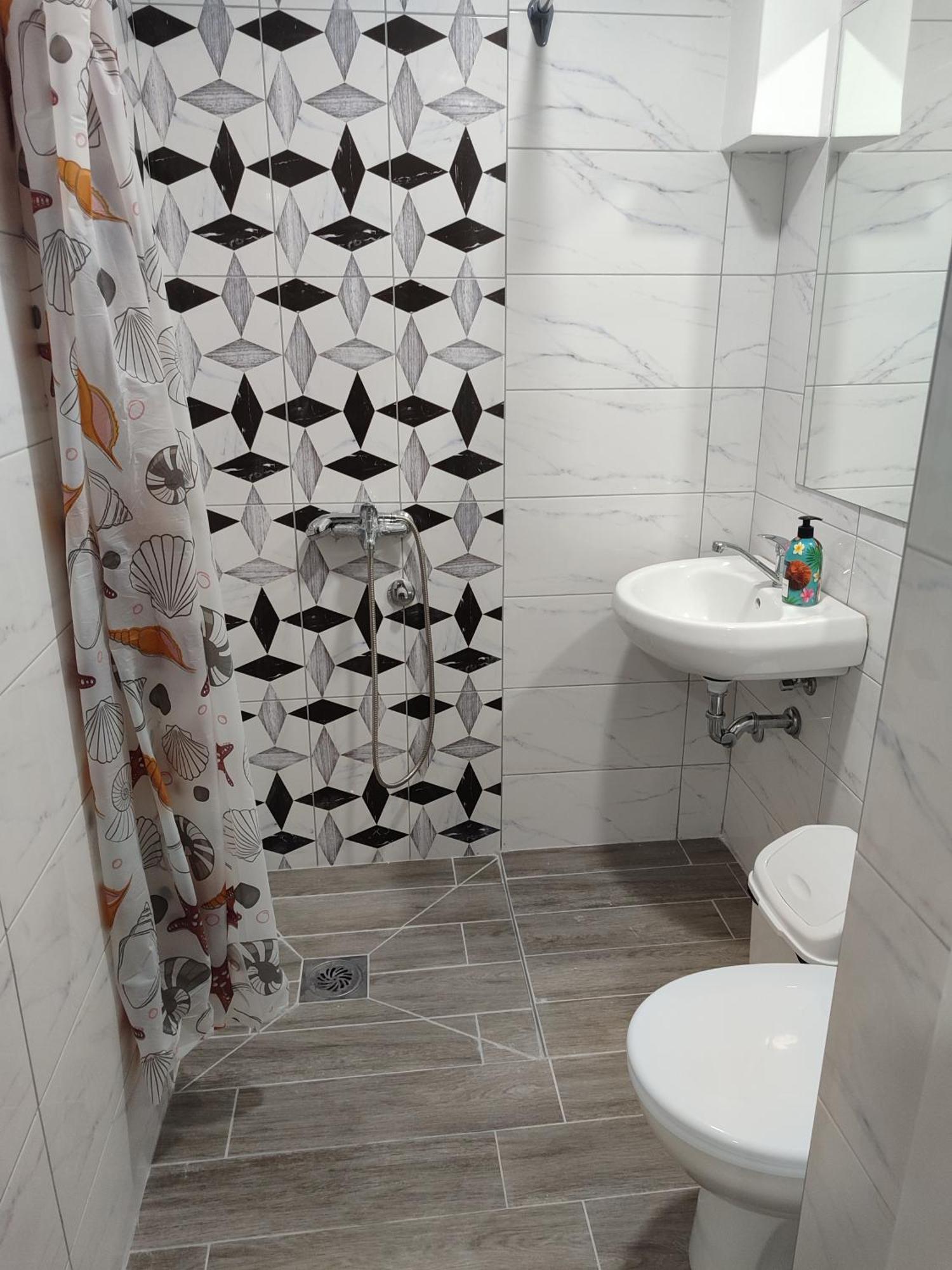 Apartmani Hub Ниш Екстер'єр фото
