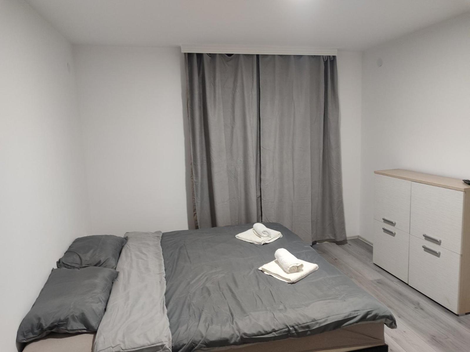 Apartmani Hub Ниш Екстер'єр фото