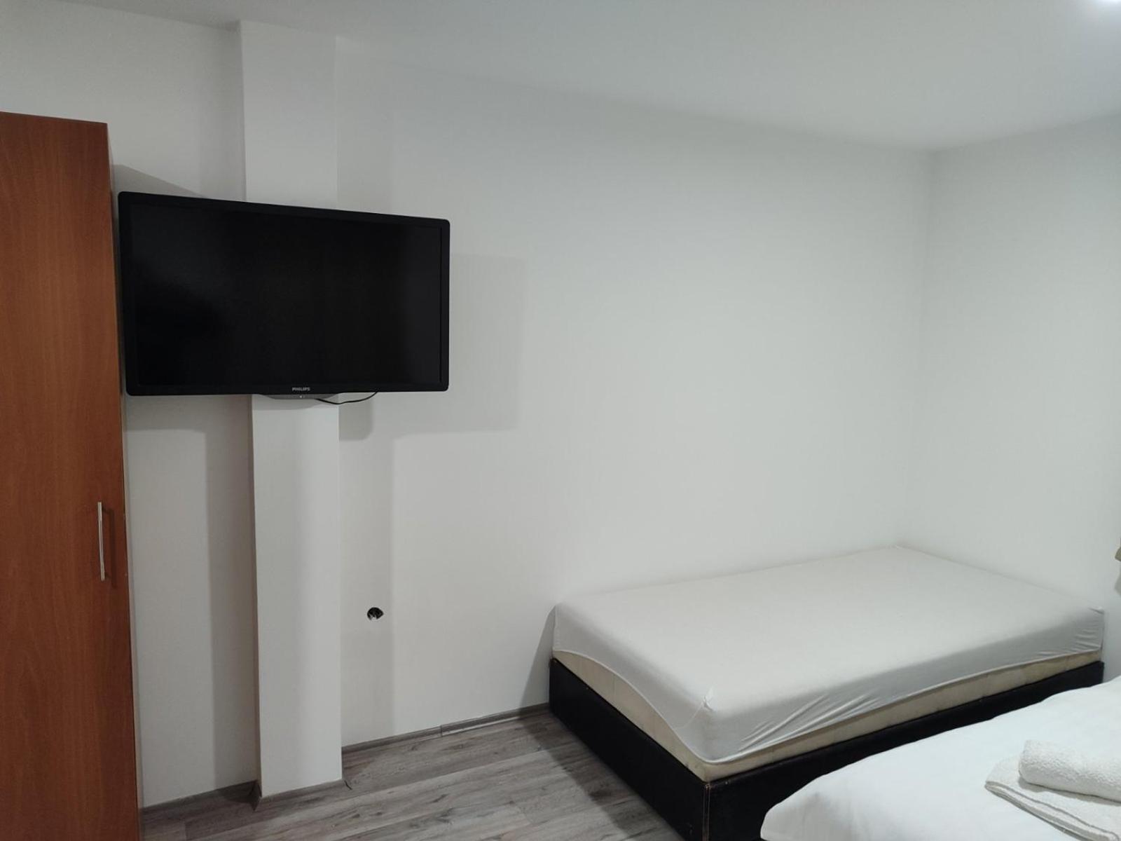 Apartmani Hub Ниш Екстер'єр фото