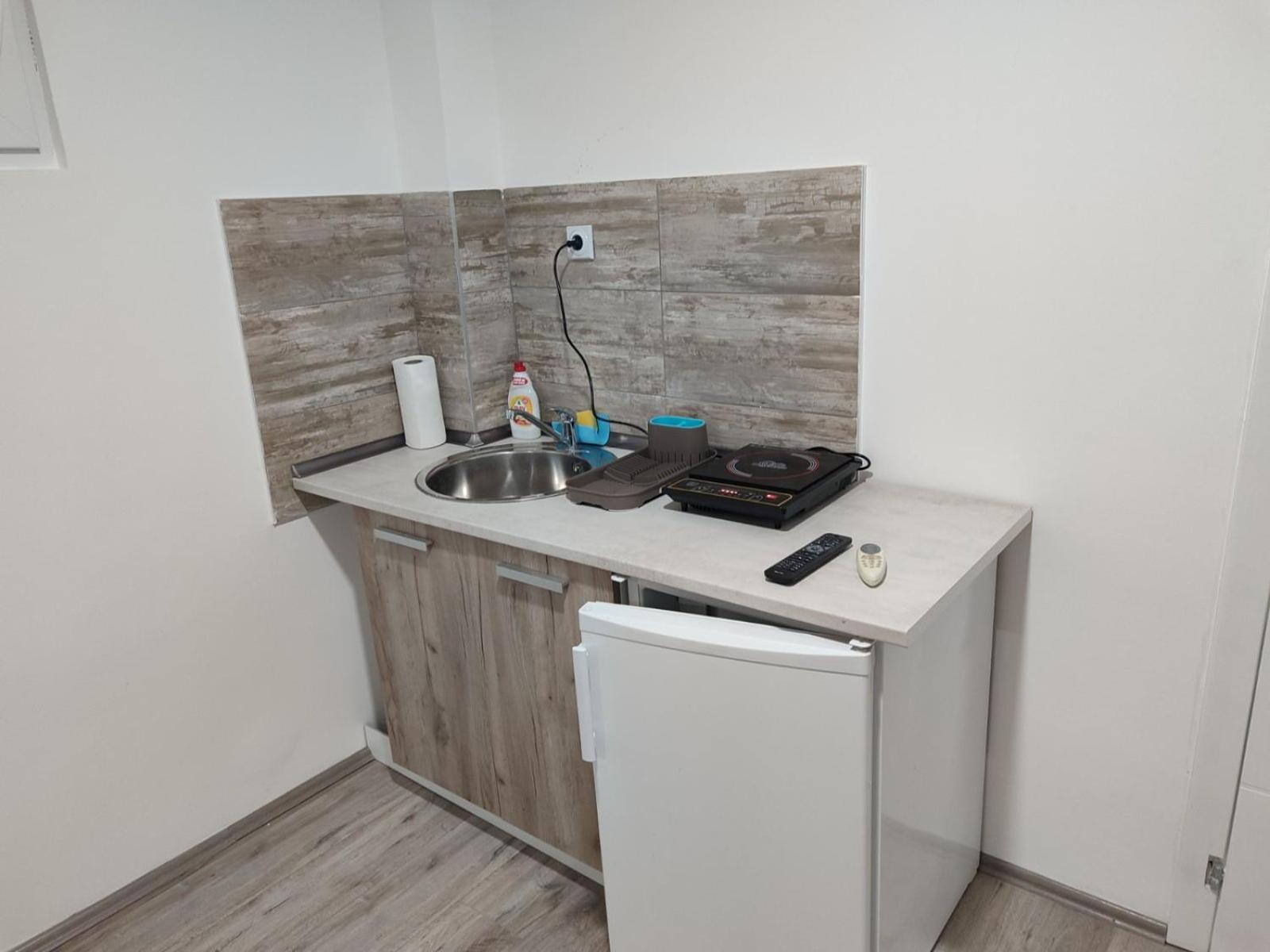 Apartmani Hub Ниш Екстер'єр фото