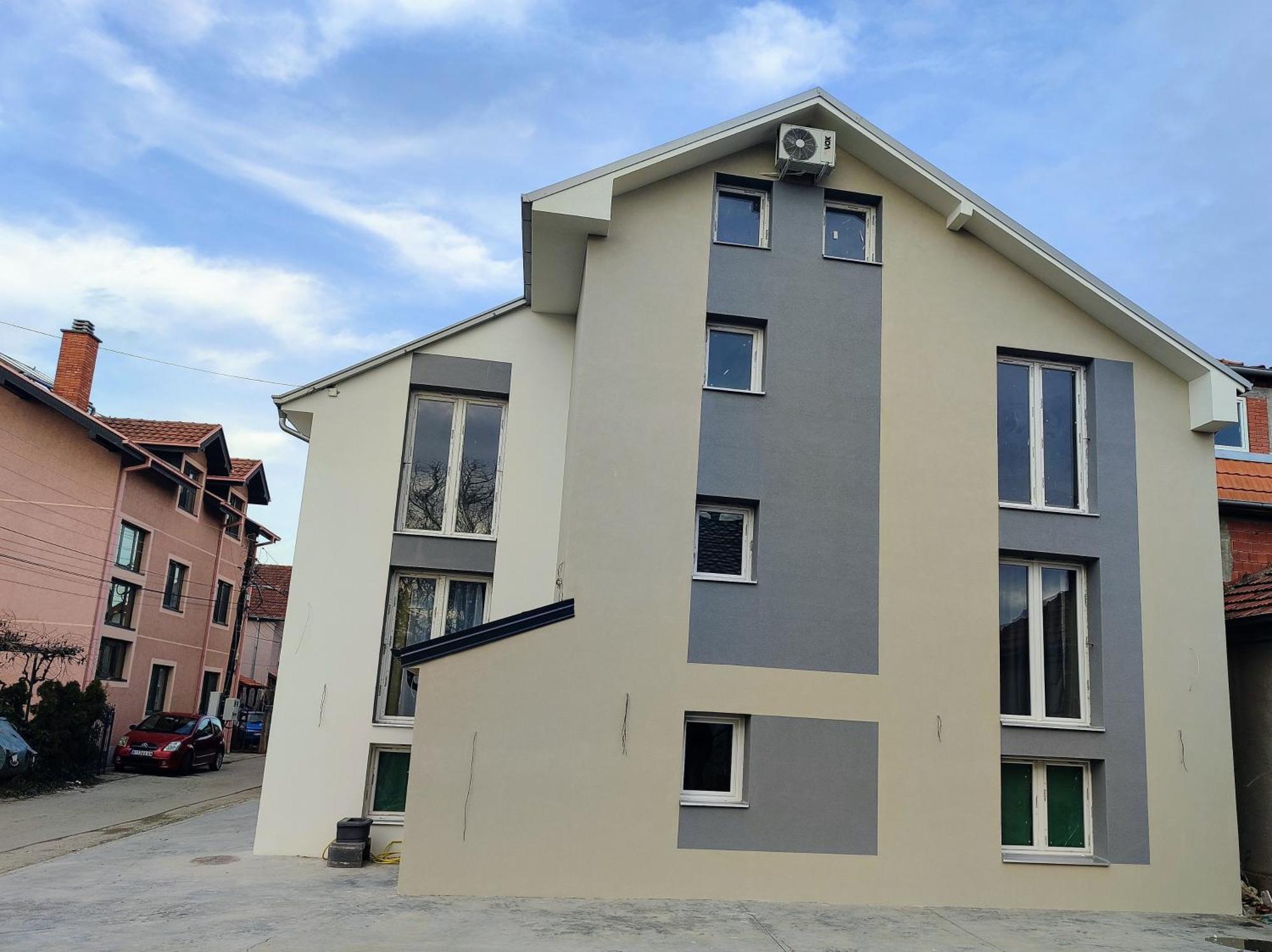 Apartmani Hub Ниш Екстер'єр фото